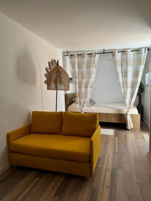 Petite Maison De Plage Apartment Costa da Caparica Exterior photo